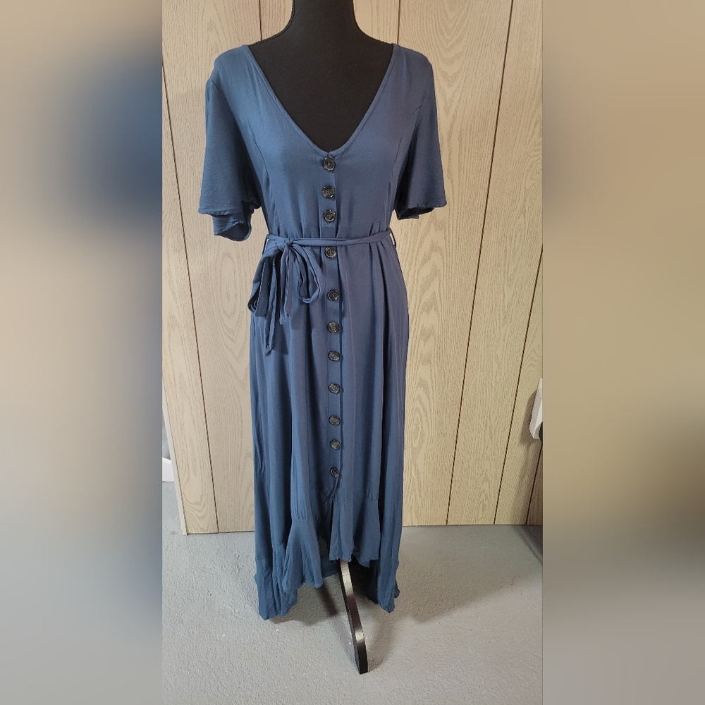 Francesca's Collections Blue High-Low Button Front Dress